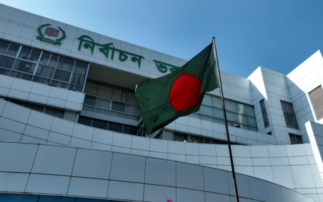 হ্যাঁ ভোট কমেছে প্রায় ১ মিলিয়ন