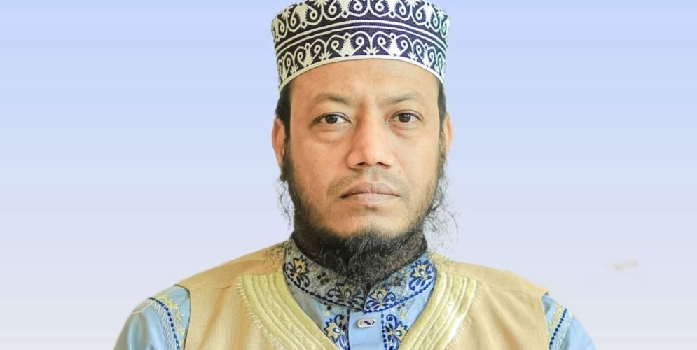 মুফতি আমির হামজার বিরুদ্ধে পরোয়ানা জারি