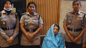 গ্রেপ্তার দেখানো হয়েছে শিরীন শারমিনকে